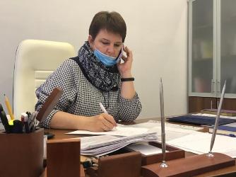 Татьяна Кузнецова в формате телефонной линии ответила на вопросы жителей Заводского района